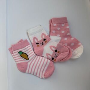 BRAND NEW Pink Bunny and Carrot Kids Infant Toddler Socks Set of 3